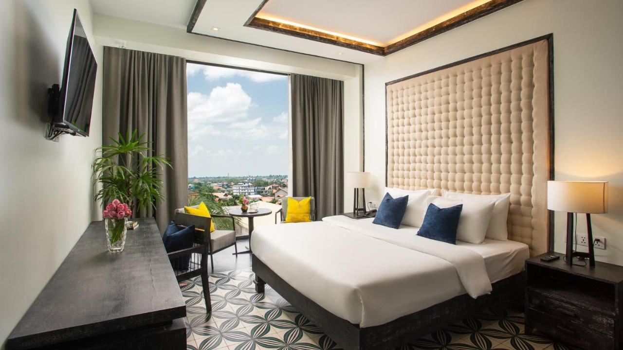 Monthara Angkor Residence Siem Reap Exterior foto